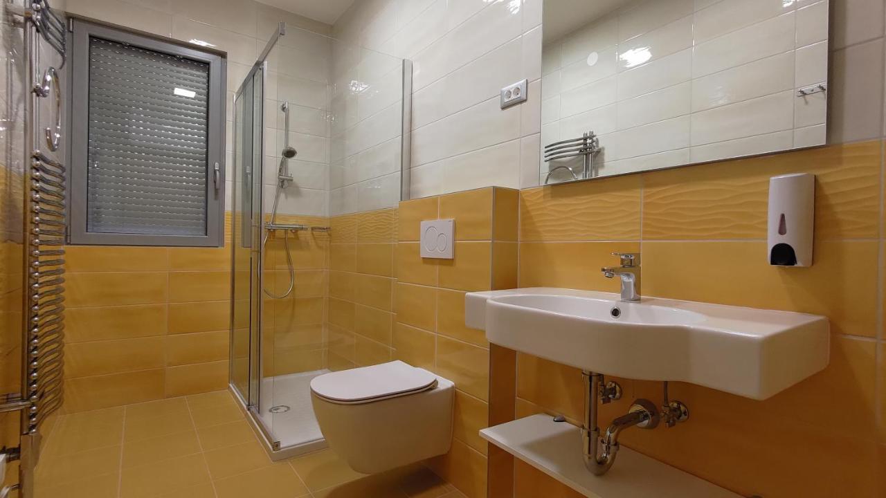 Apartmaji Palea Izola Εξωτερικό φωτογραφία